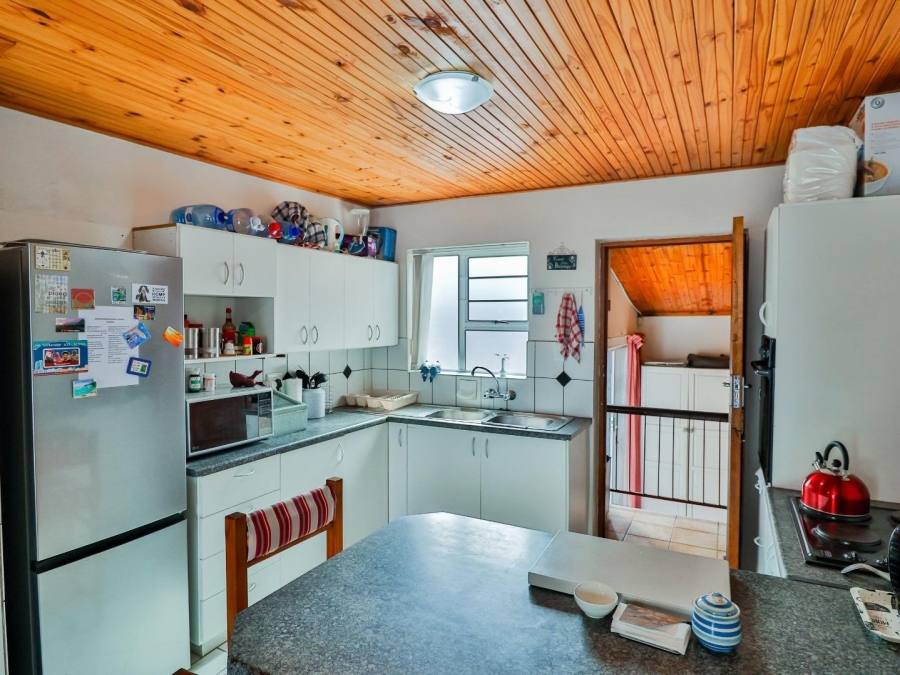 5 Bedroom Property for Sale in De Kelders Western Cape